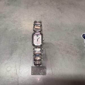 Swarovski Millenia Uhr | in sehr guten zustand. Es gibt ein par kratze auf armband | Zustand: Sehr Gut