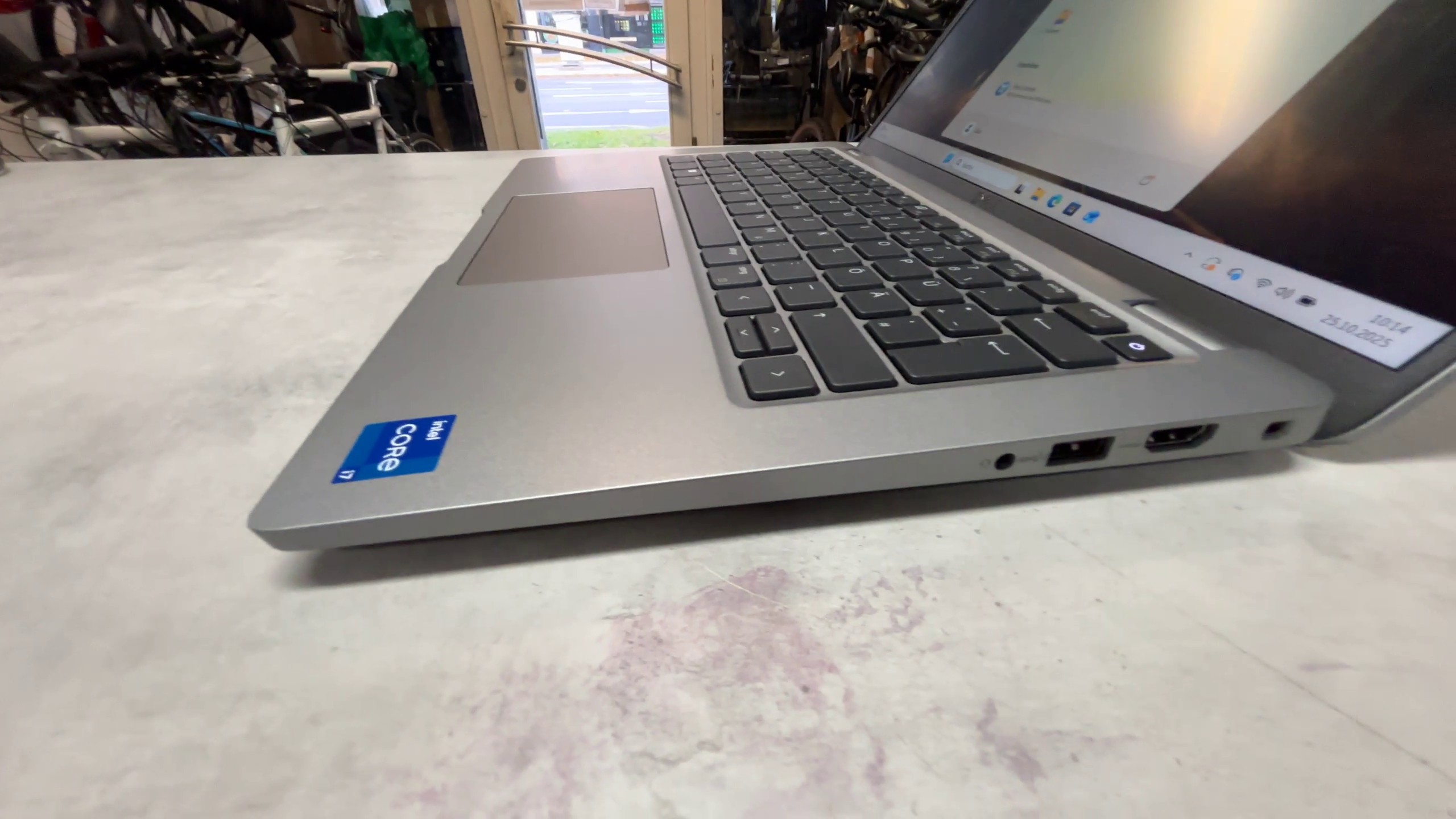 Dell Latitude 5440, 14" FHD Display, Core i7-1365U, 16GB RAM, 512GB SSD, DE | Zustand: Sehr Gut – Bild 5