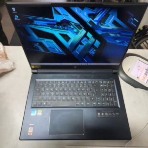 Acer Predator Helios 300 PH315-54, i7-11800H, 32GB RAM, 1TB SSD, RTX 3070 8GB, Windows 11 | Zustand: Sehr Gut