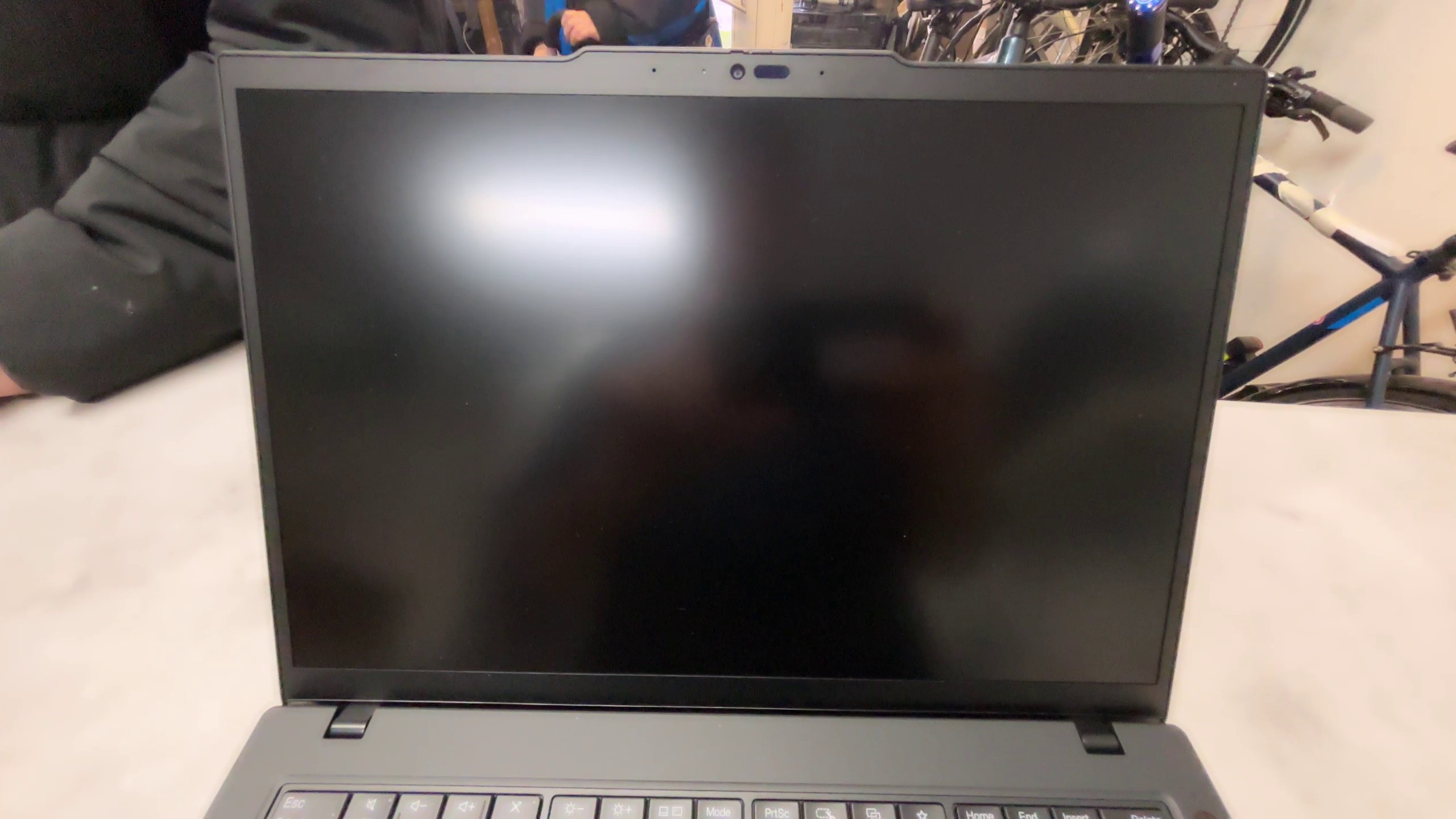 Lenovo ThinkPad T14 Gen 6, intel core ultra5 225U |  32 GB RAM |  512 GB SSD | Zustand: Sehr Gut – Bild 5