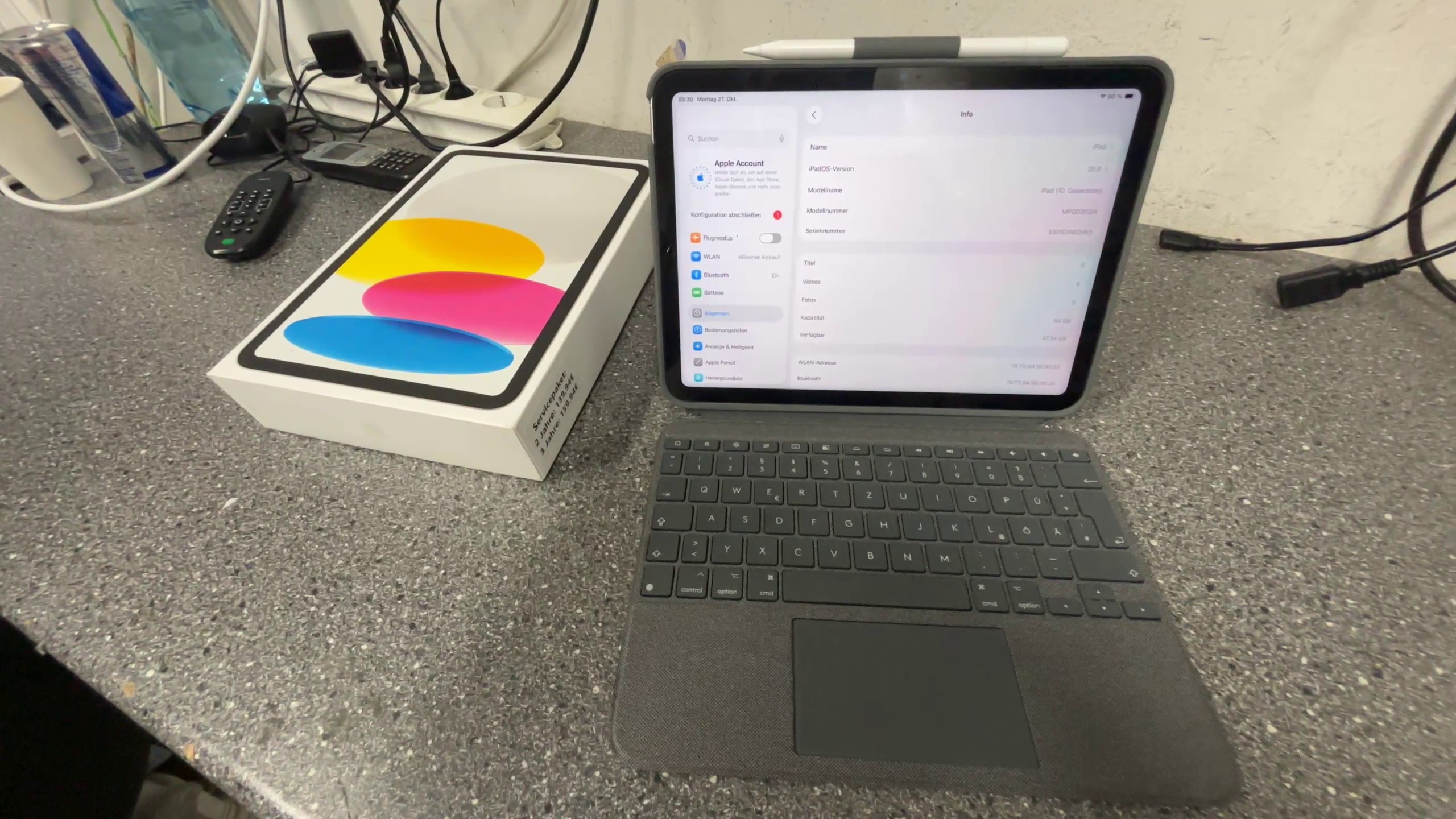 Apple iPad 10. Generation Wi-Fi, Inkl. Apple Pencil, Tastatur und Originalverpackung (mit Originalverpackung). | Zustand: Sehr Gut