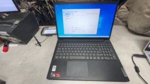 Lenovo  V15 G4, Ryzen 3 7320u | 16gb ram | 512gb ssd || Zustand: Sehr Gut