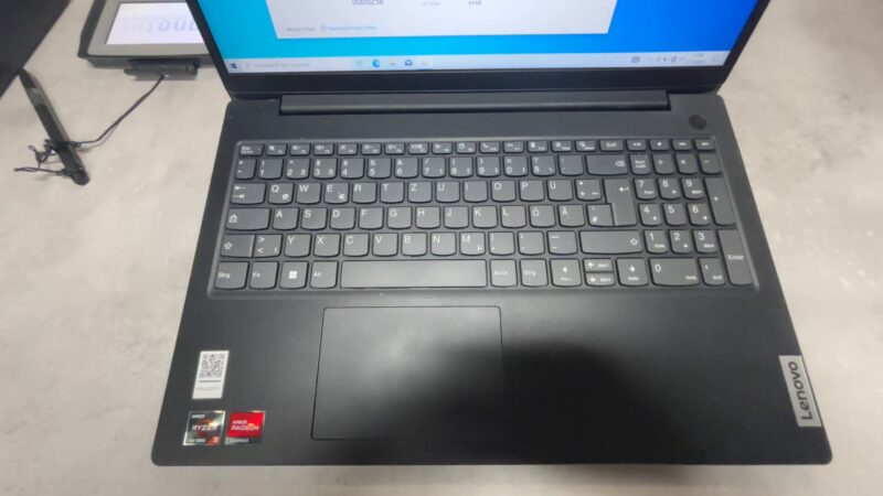 Lenovo  V15 G4, Ryzen 3 7320u | 16gb ram | 512gb ssd || Zustand: Sehr Gut – Bild 2