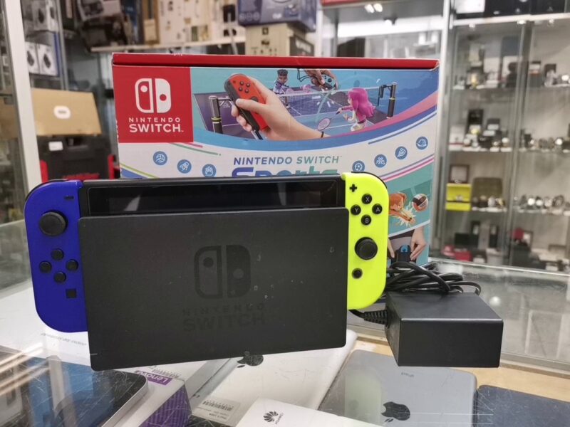 Nintendo Switch - Nintendo Switch Sports Bundle inkl. 3 Monate | mit Originalverpackung | Zustand: Wie Neu | Farbe: schwarz – Bild 2