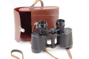 Habicht 8x30 Fernglas | mit Etui | Zustand: Gut