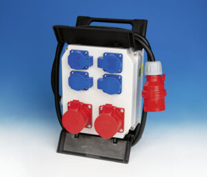 Cee Stromverteiler 5x2,5 Mm², 1,5 M, 16 A. Mi.v. 4x230/2x400 Volt | Zustand: Gut