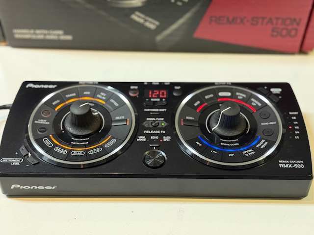 Pioneer RMX 500 Performance DJ Effektor, mit verpackung  |  ladegerät  | Zustand: Gut – Bild 3