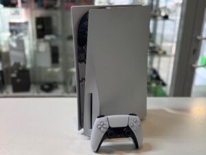 Sony PS5 825GB Disc Edition | Mit 1 Controller  |  HDMI  |  Ladekabel  |  Stromkabel    | Zustand: Gut | Farbe: