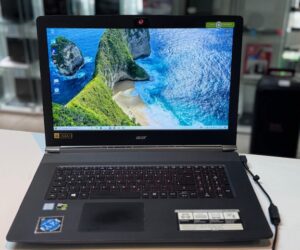 Acer Aspire V17 Nitro  | Core i5-6300HQ  |  8GB Ram  |  1TB HDD  |  Geforce GTX 950M 4GB  |  Windows 10  |  Mit originale Ladegerät  | Zustand: Schlecht