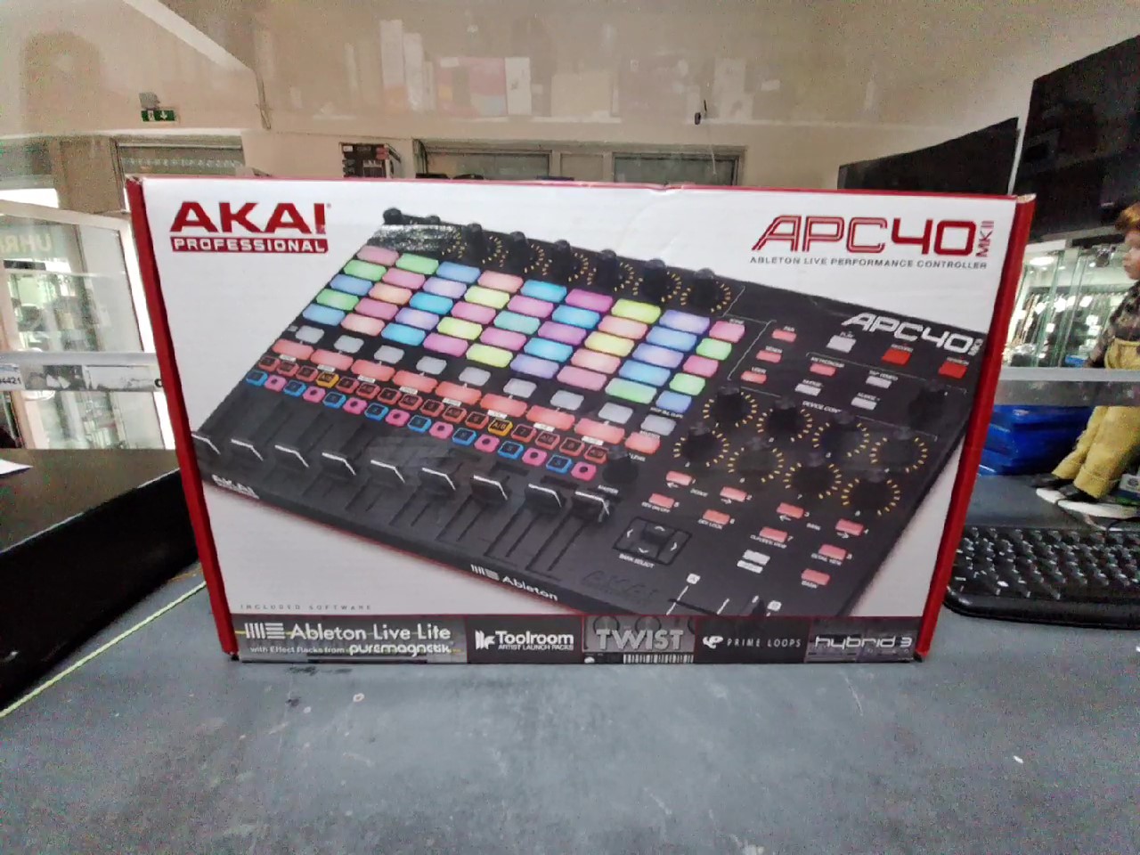 Akai Apc 40 MkII | mit Originalverpackung | Ableton live performance controller | Zustand: Gut – Bild 4