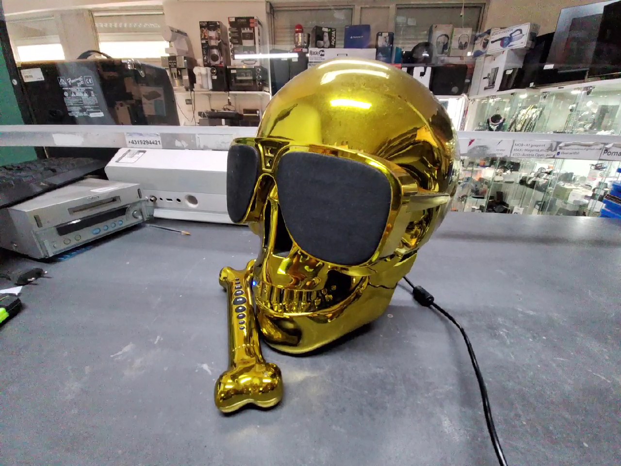 Jarre AeroSkull HD, Lautsprecher Totenkopf Statementgold | Zustand: Gut – Bild 2