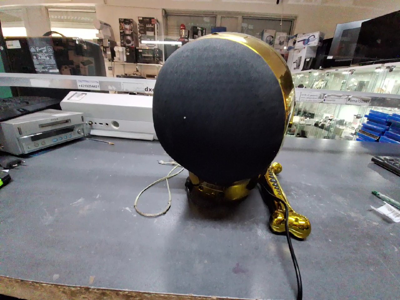 Jarre AeroSkull HD, Lautsprecher Totenkopf Statementgold | Zustand: Gut – Bild 4