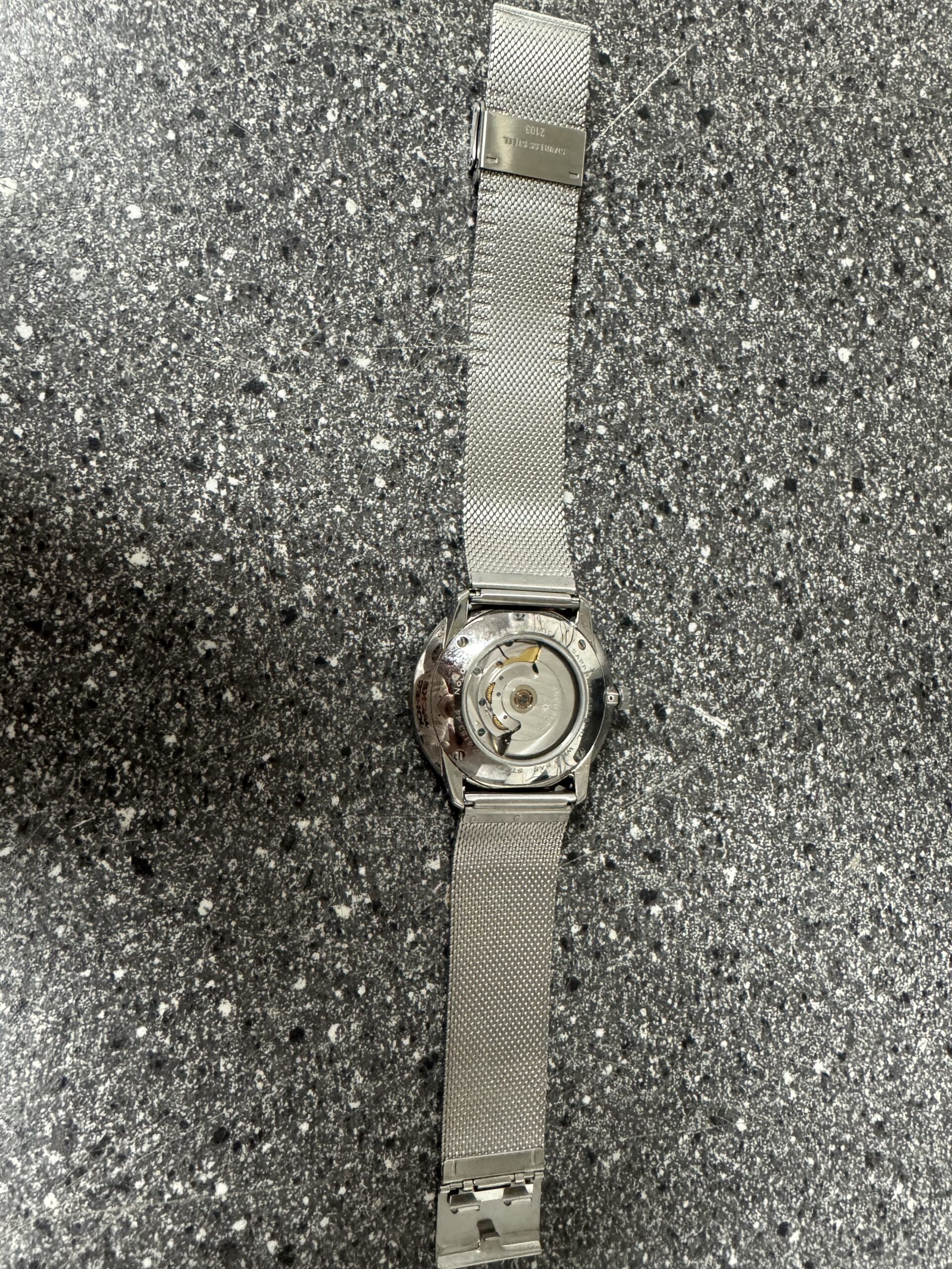 Junghans Meister Fein Automatic 27/4153.44, Herrenuhr, Automatikwerk J800.1, Edelstahl, silbernes Zifferblatt, Datum. | Zustand: Wie Neu | Farbe: schwarz – Bild 4