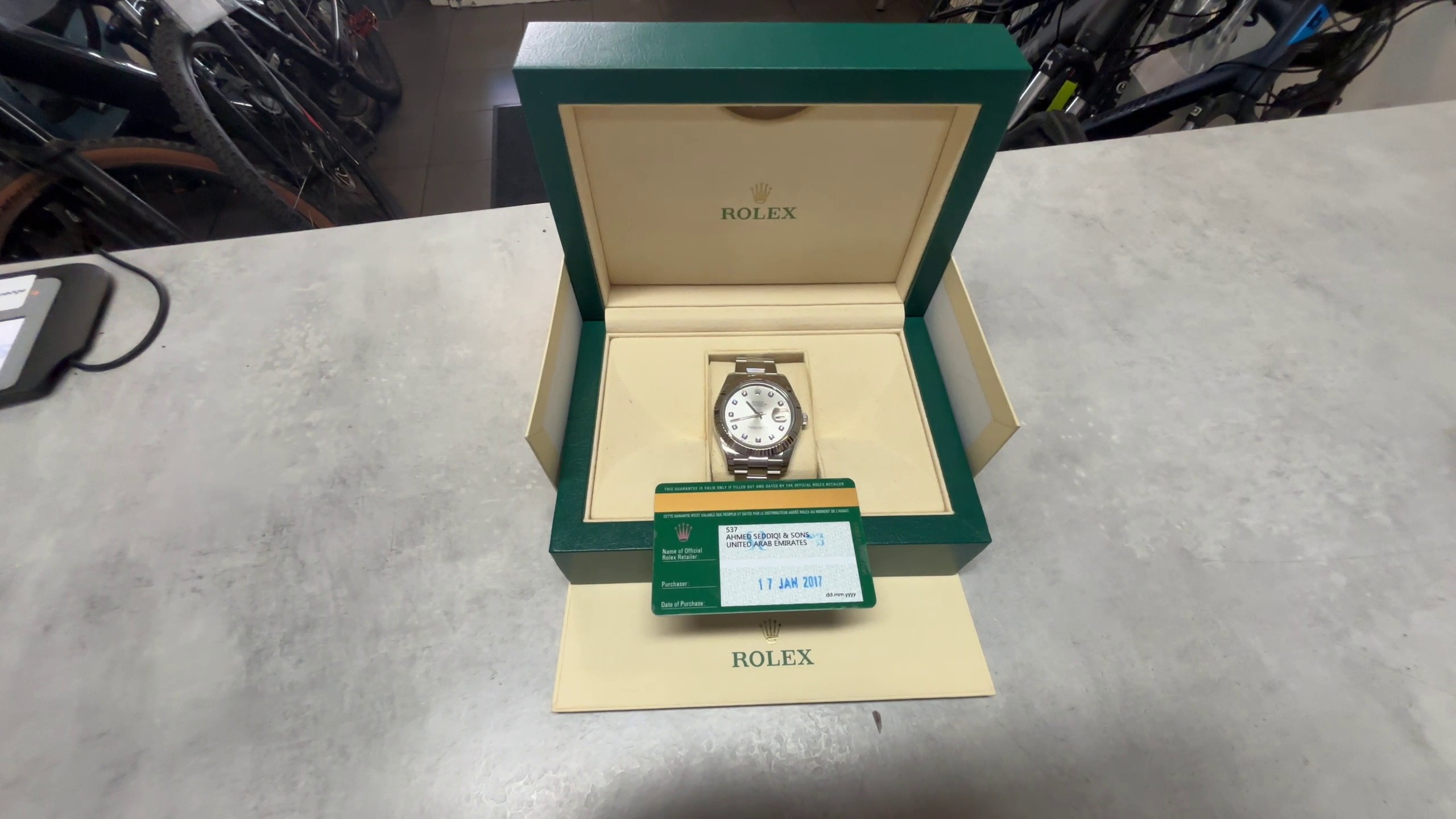 Rolex Datejust II 116334, Mit Originalverpackung und Papieren. 41mm Gehäuse aus Edelstahl mit 18K Weißgold-Lünette. | Zustand: Sehr Gut