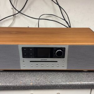 Sonoro Meisterstück SO-610, All-in-One Audiosystem (1. Gen.) mit CD, DAB+, Internetradio, Bluetooth & Subwoofer. Leichte Gehäusebeschädigungen. | Zustand: Sehr Gut