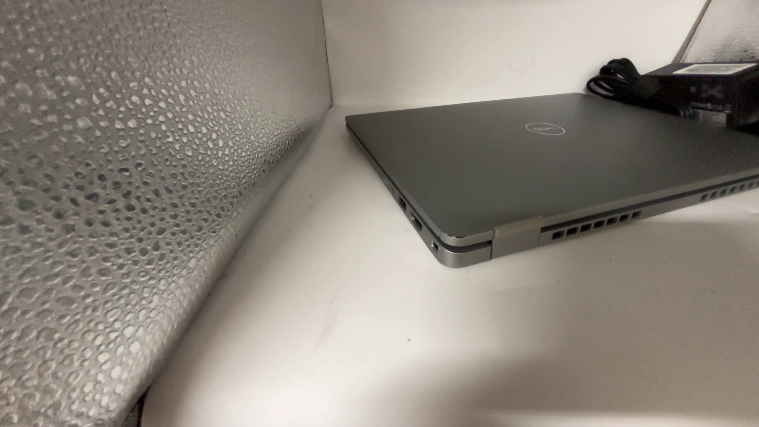 Dell Latitude 5320, DE, 13.3" full hd, intel core i5-1145g7, 16gb ram, 512gb ssd, iris xe graphics | Zustand: Gut – Bild 5