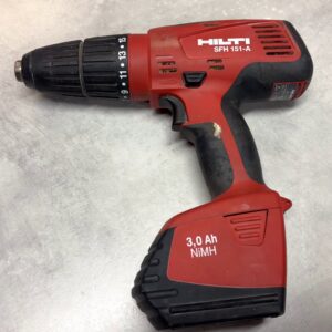 Hilti SFH 151-A Akkuschlagbohrschrauber, Inkl. 2 Akkus, Ladegerät und Koffer. | Zustand: Gut
