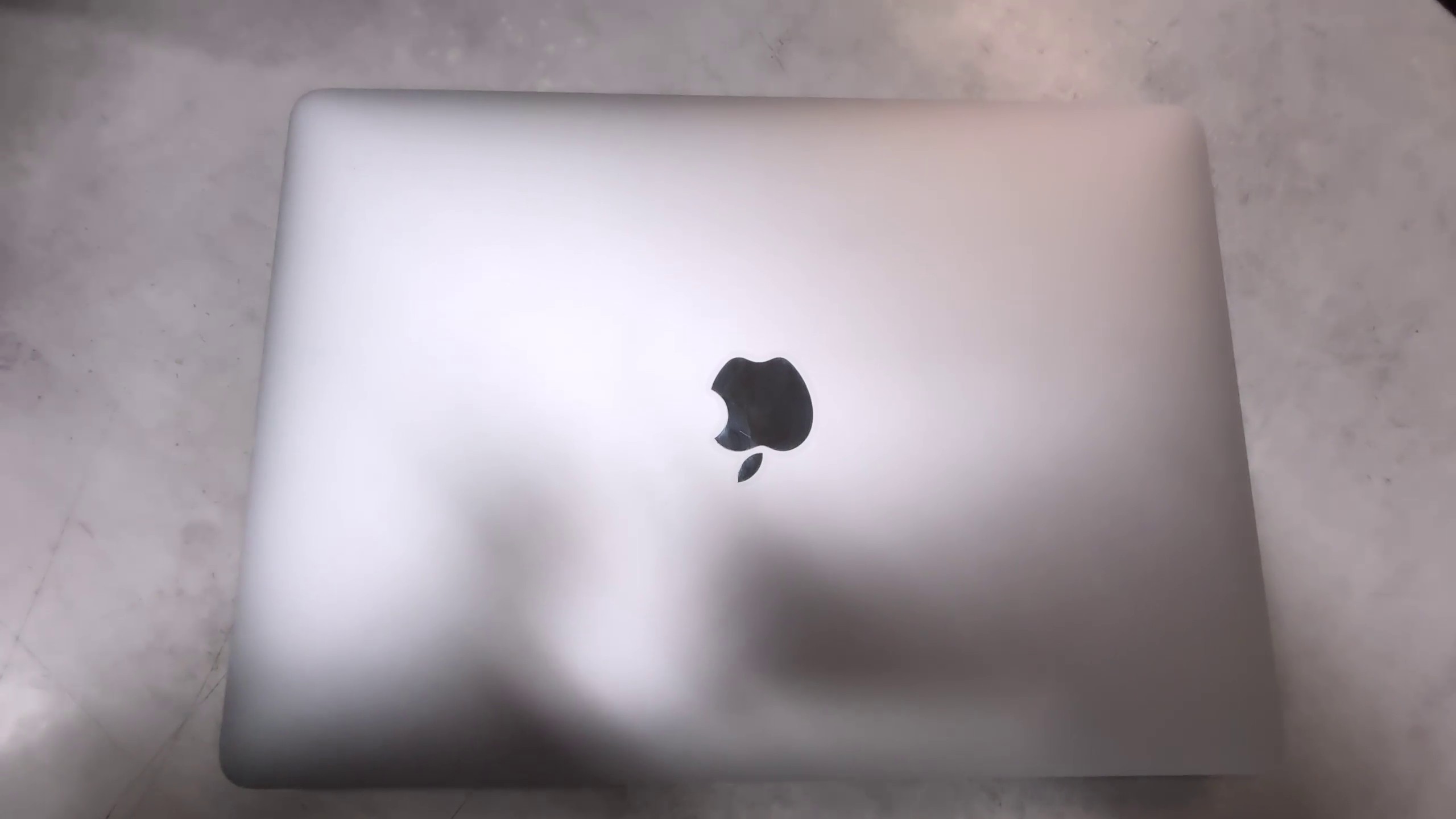 Macbook Pro 2019 I5 16gb , ohne ladegerät | Zustand: Gut – Bild 6
