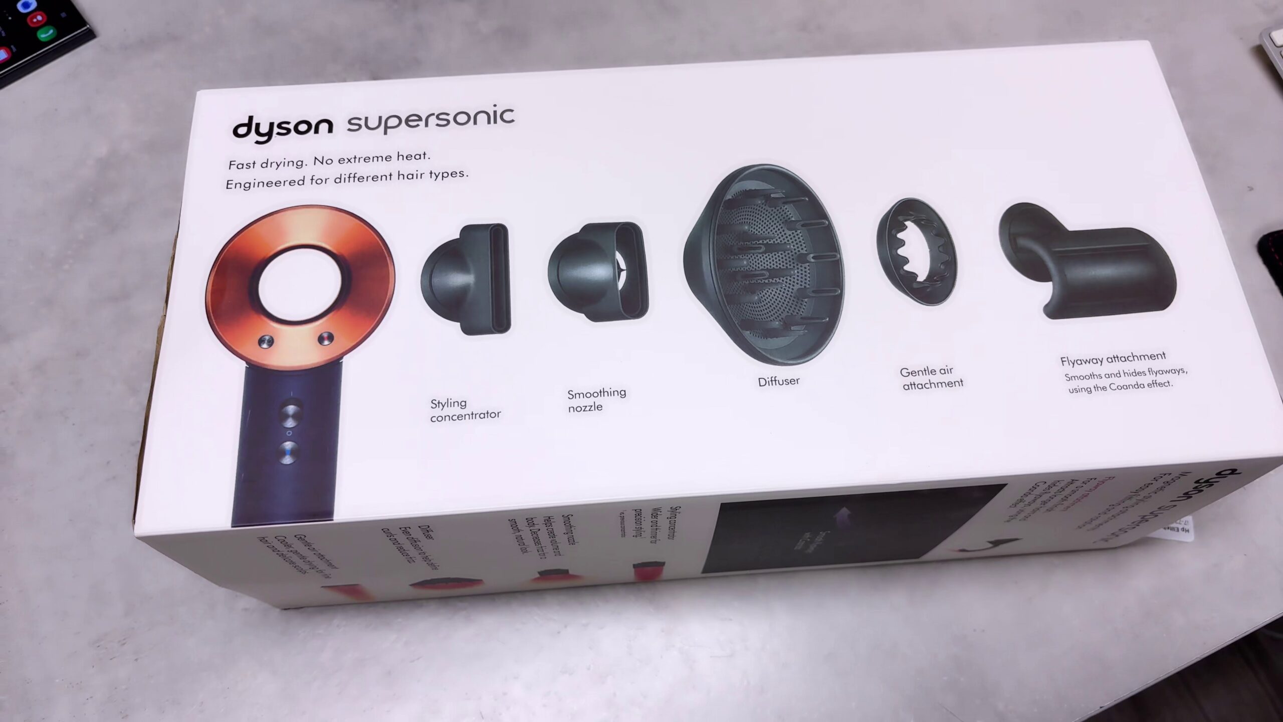 Dyson Supersonic, Leistungsstarker Haartrockner mit schneller Trocknung und intelligenter Hitzeregulierung. Neu und originalverpackt (OVP). | Zustand: Wie Neu – Bild 2