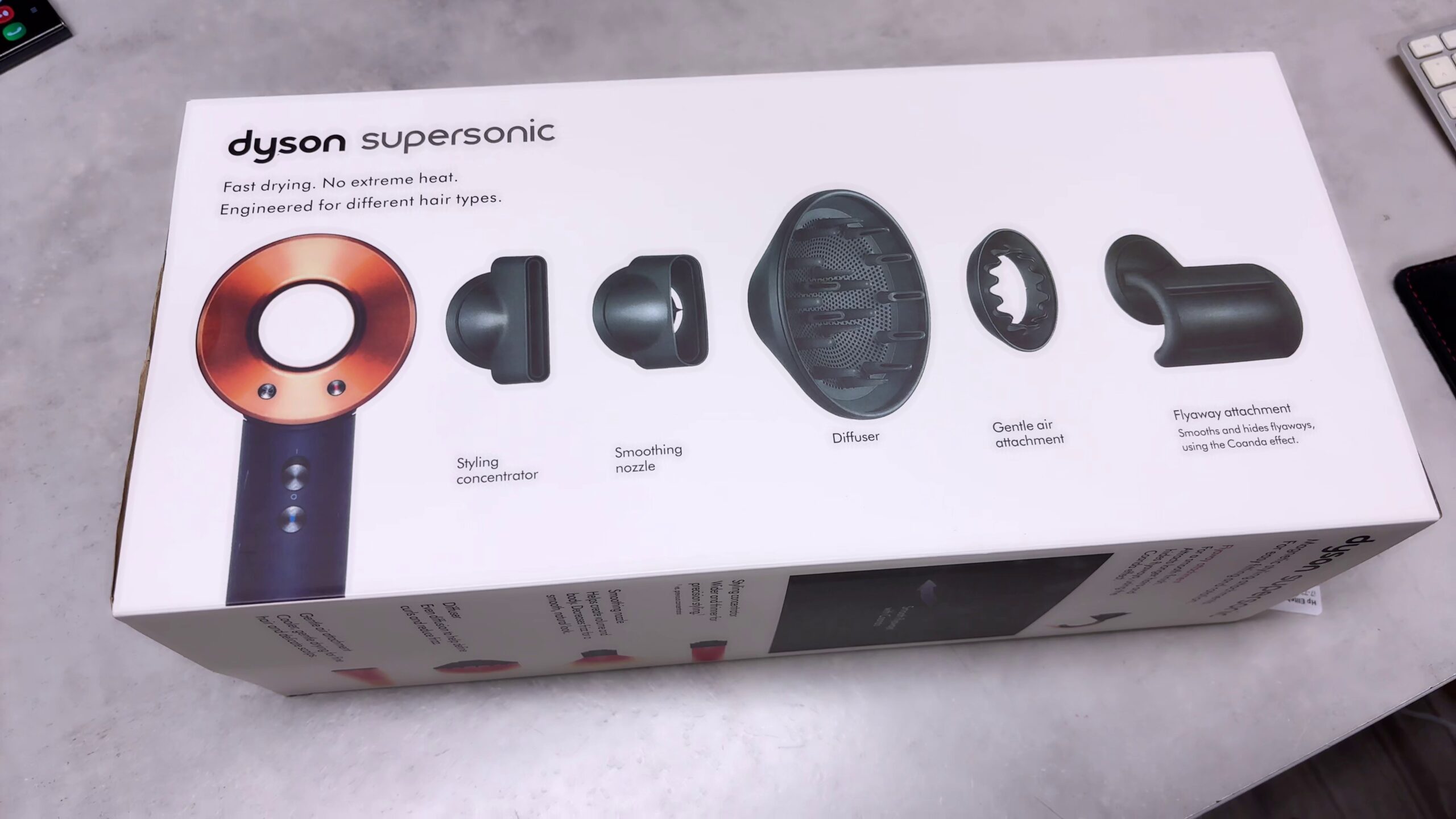Dyson Supersonic, Leistungsstarker Haartrockner mit schneller Trocknung und intelligenter Hitzeregulierung. Neu und originalverpackt (OVP). | Zustand: Wie Neu – Bild 3