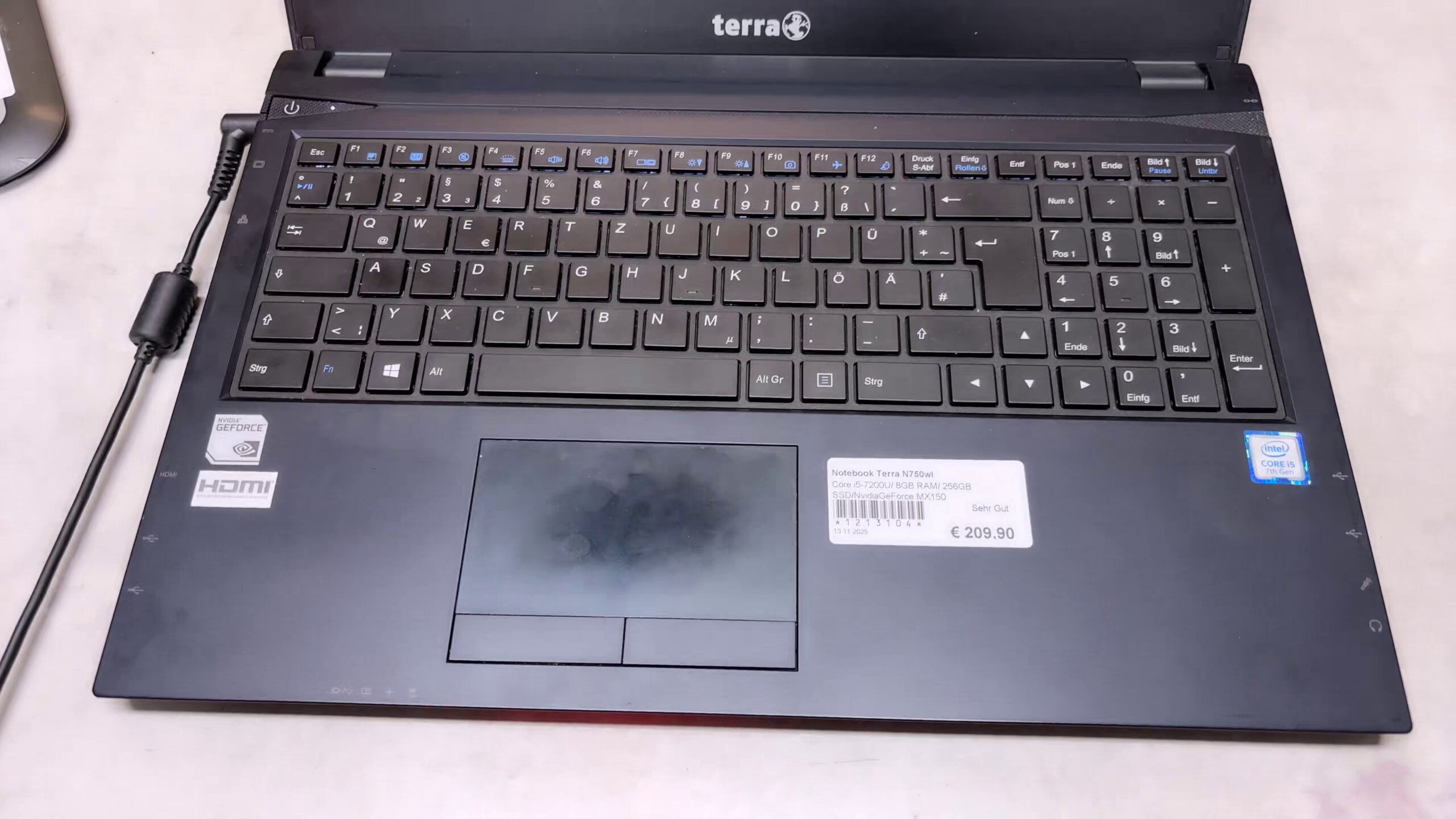 Terra Mobile 1715V, Core i5-7200U | 8 GB RAM | 256 GB SSD | NVIDIA GeForce MX150 | Zustand: Sehr Gut – Bild 2