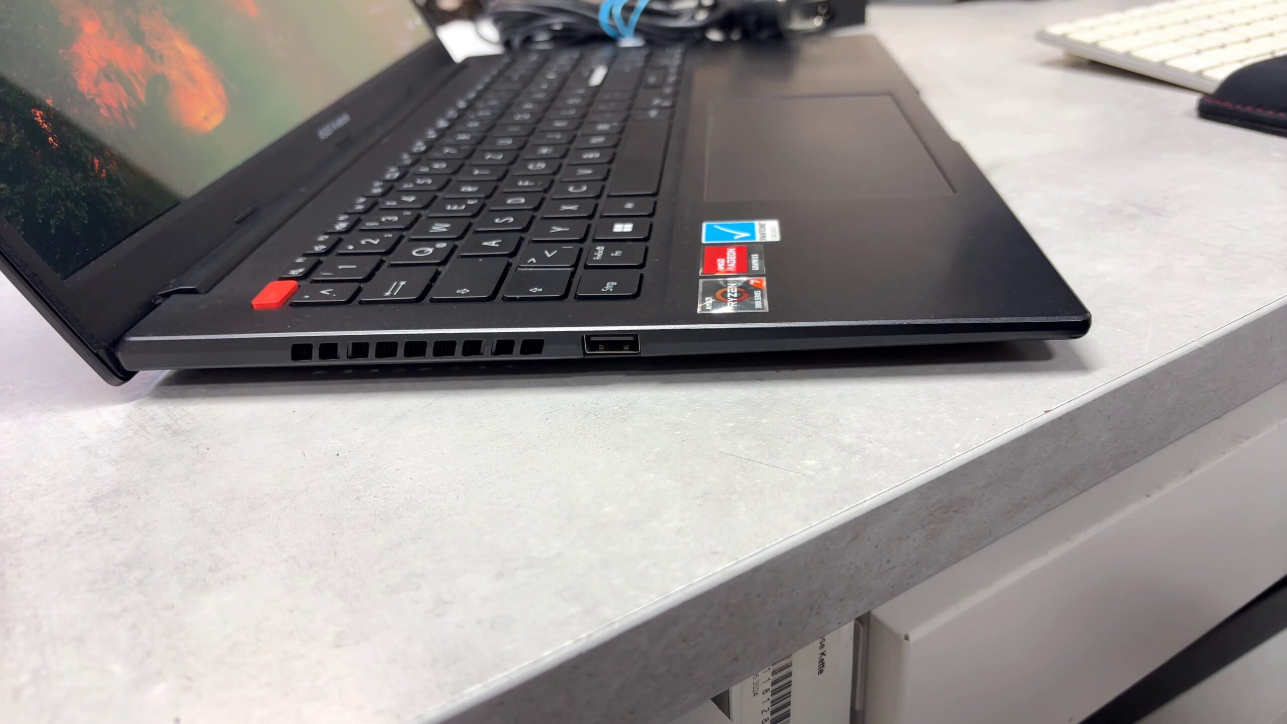 Asus Vivobook M3502Q i5 12th Gen, 15,6 Zoll, 16GB RAM, 512GB SSD, Intel Core i5-12500H Prozessor | Zustand: Gut – Bild 4