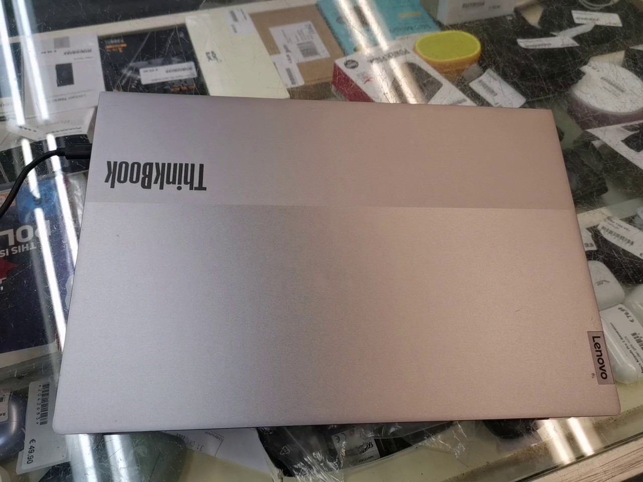 Lenovo ThinkBook 14 G2 ITL, Intel Core i3-1115G4, 8 GB RAM, 256 GB SSD, 14" FHD Display, Windows 11, inkl. Ladegerät.",
"thoughtSignature": "CqkEAdHtim | 7R5KoSQbLS2eaj51avGGBDjGm5eMVYgWTeaVqVtRoDh2R2M1MHT1+gfeSCadego | Zustand: Gut – Bild 2