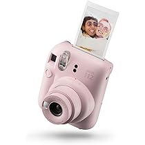 Fujifilm Instax Mini 12, Sofortbildkamera in Blossom Pink, mit Selfie-Spiegel und Nahaufnahme-Modus. Neu in OVP. | Zustand: Neu
