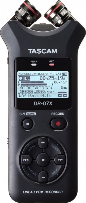TASCAM DR-07X, Tragbarer Handheld-Recorder mit USB-Audio-Interface und verstellbaren Stereo-Mikrofonen (A-B | X-Y). | Zustand: Gut