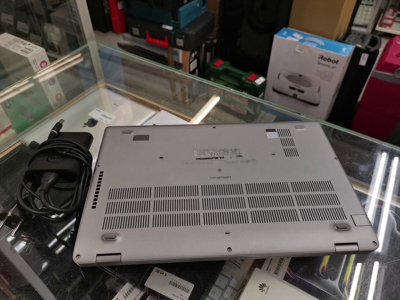 Dell Latitude 5510, Intel Core i5-10310U, 8 GB RAM, 256 GB SSD, Windows 11 Pro | Zustand: Sehr Gut – Bild 5