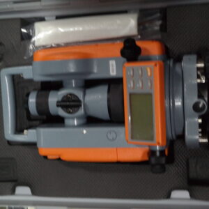 NEDO ET-5 Bautheodolit mit Laserlot, Elektronischer Bautheodolit mit 30-facher Vergrößerung, Laserlot und Transportkoffer. | Zustand: Sehr Gut