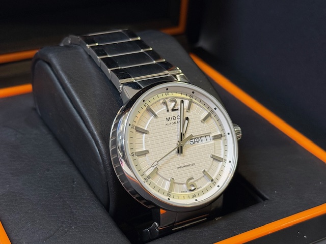 Mido Great Wall Automatik Day Date, Edelstahl Herrenuhr mit Papieren | Zertifikat, COSC Chronometer (oftmals). | Zustand: Sehr Gut – Bild 3