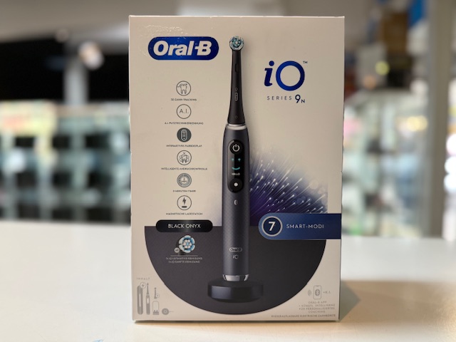 Oral-B iO Series 9N Black Onyx, Elektrische Zahnbürste mit 2 Aufsteckbürsten, magnetischer iO-Technologie und KI-Tracking. | Zustand: Neu – Bild 2