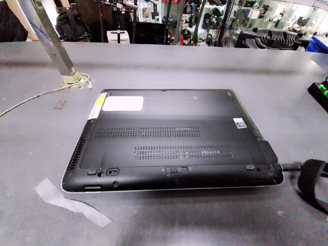 HP EliteBook 820 G2, 12,5" | i5-5200U 2,2 GHz | 4 GB RAM | 256 GB SSD | Win 10 Pro DE. Akku defekt, inkl. Ladegerät. | Zustand: Gut – Bild 4