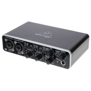Behringer U-Phoria UMC204HD, 2x4 USB Audio Interface mit Midas Preamps, 24-Bit | 192kHz, MIDI I | O und Zero-Latency Monitoring | Zustand: Sehr Gut