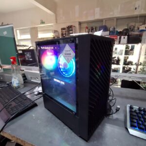MACHINIST E5-2666 V3 / RTX 2060S, Gaming PC mit Xeon E5-2666 V3, RTX 2060 Super 8GB, 64 GB RAM, 2 TB SSD, Windows 10 Home. | Zustand: Gut