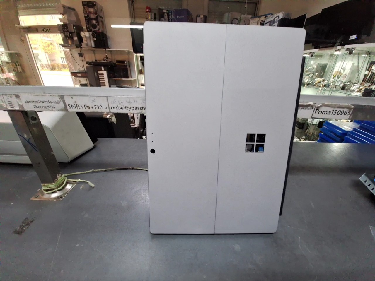 Microsoft Surface Pro 6 Silber, i5-8350U, 8GB | 256GB SSD, inkl. Tastatur & Ladegerät | Zustand: Gut – Bild 5