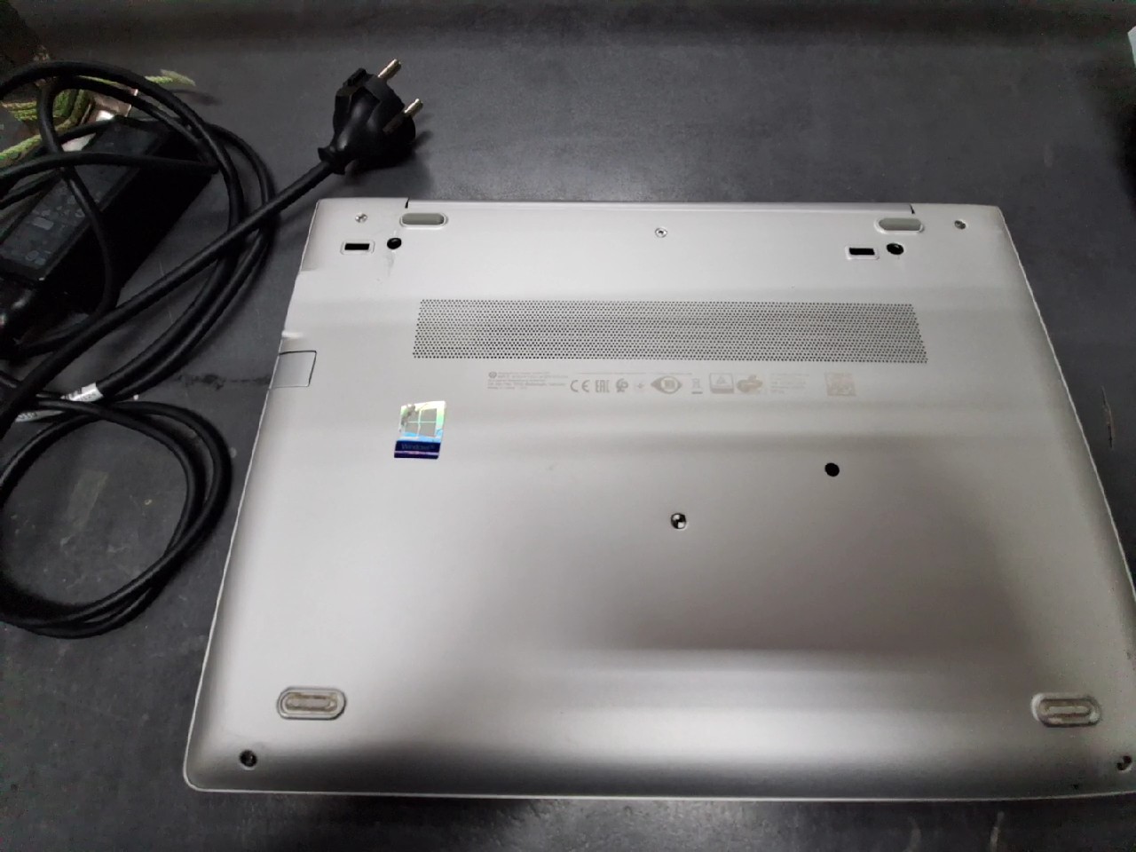 HP Elitebook 830 G5, Mit Mobilfunk, i5-8350U, 16GB RAM, 256GB SSD | Zustand: Gut – Bild 4