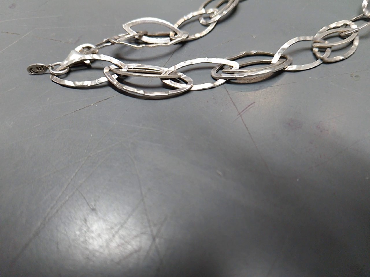 Silberkette Gliederkette 120cm, Lange Kette, ca. 50g, silberfarben, auffällige Gliederung. | Zustand: Sehr Gut | Farbe: silber – Bild 2