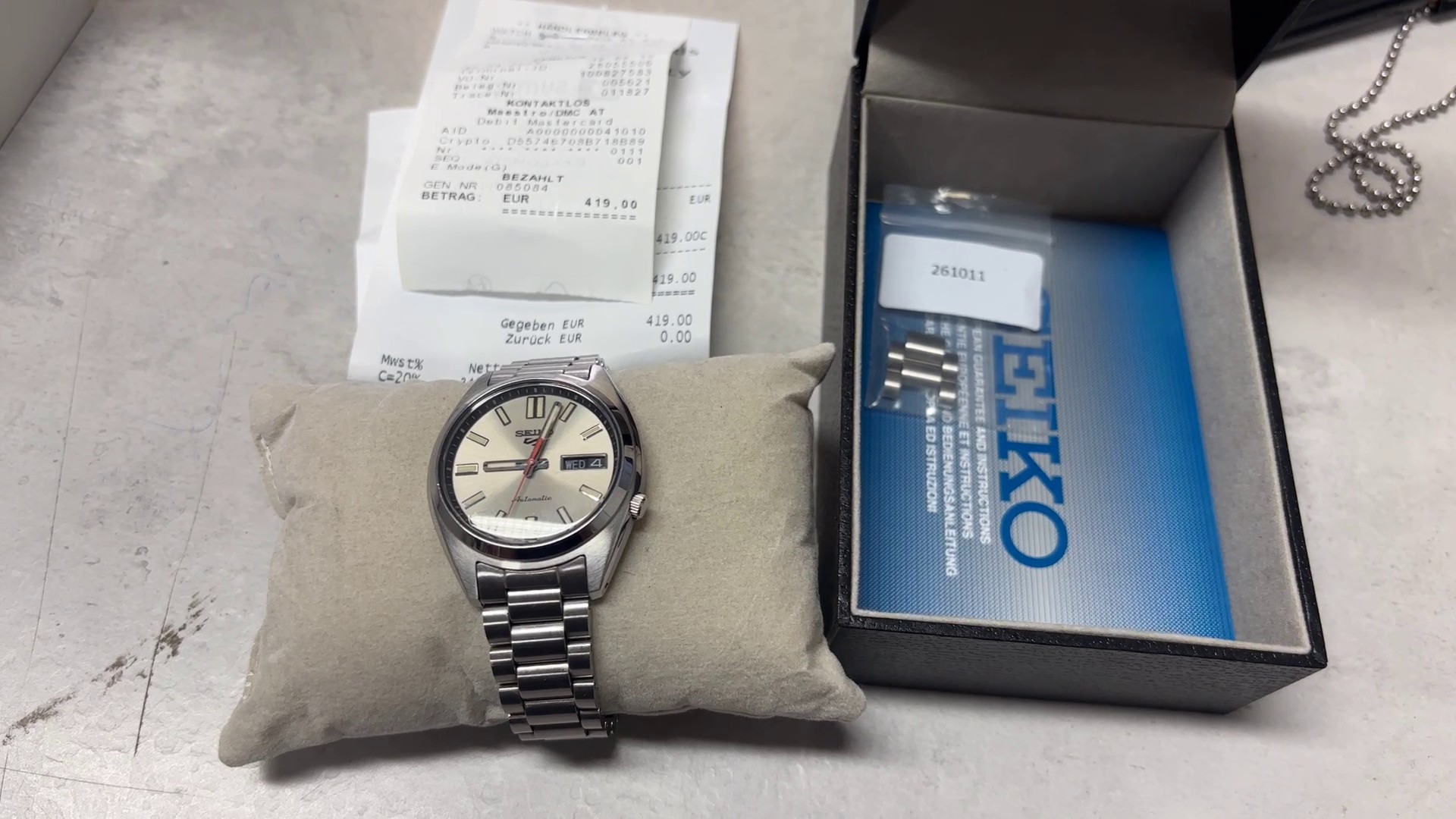 Seiko 5 Sports 4r36-15m0, ovp rechnung 30.04.2025. | Zustand: Sehr Gut | Farbe: silber