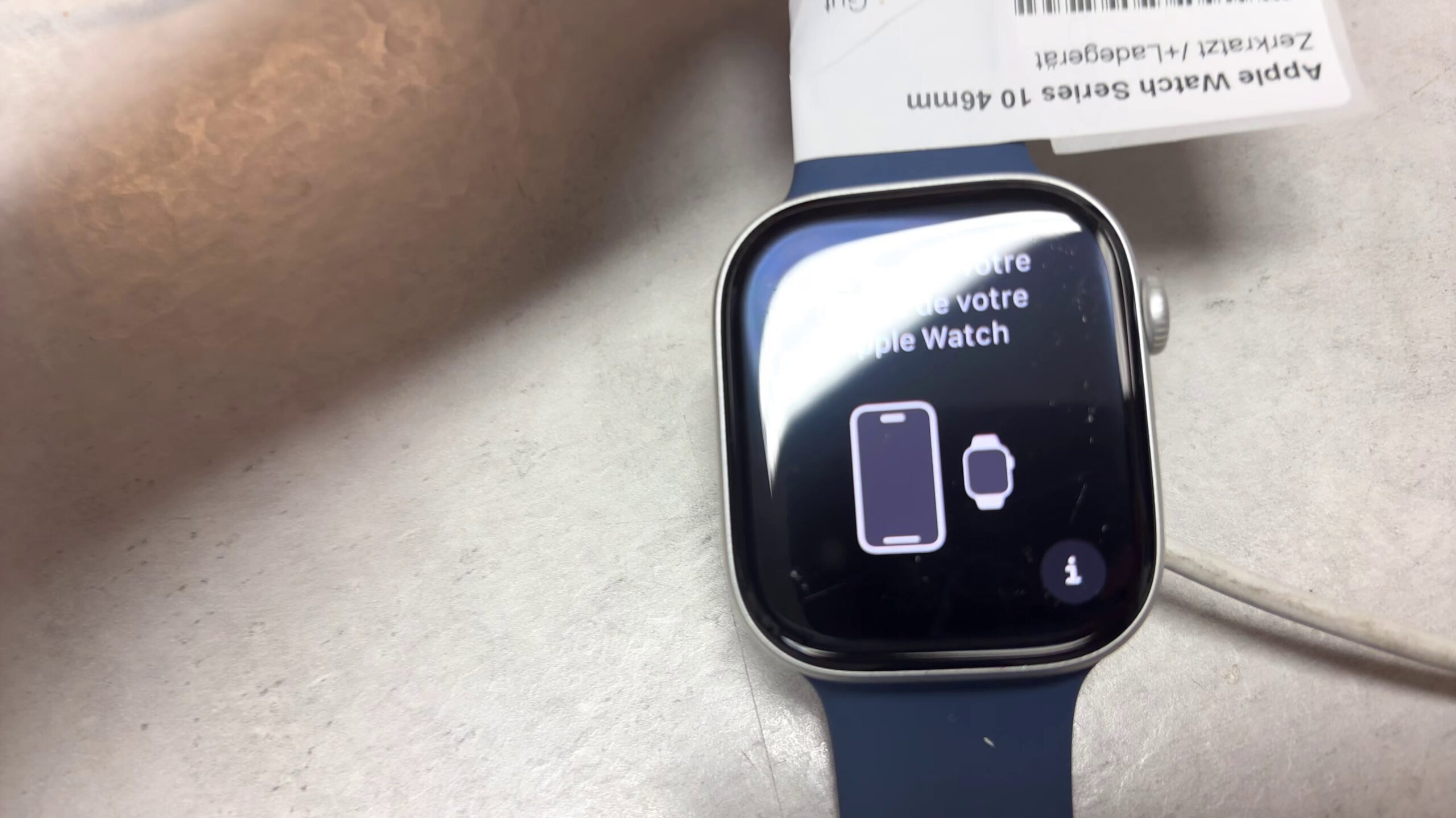 Apple Watch Series 10 46mm Farbe Silber, Gebraucht, zerkratzt, inkl. Ladegerät | Zustand: In Ordnung | Farbe: blau – Bild 2