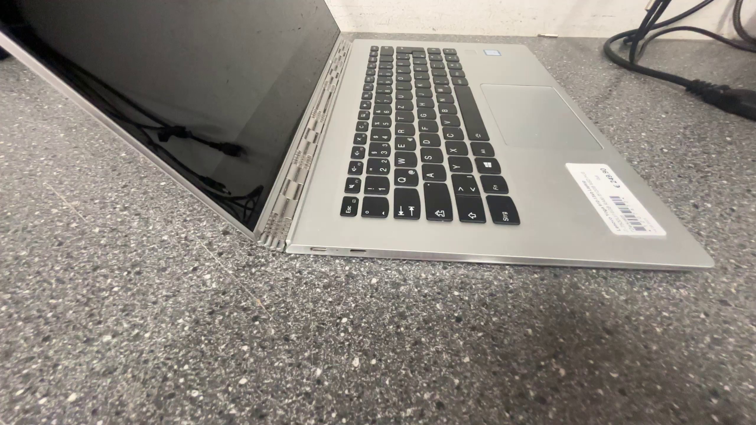 Lenovo Yoga 910-13IKB, i7-7500U, 16GB RAM, 512GB SSD, 13.9 | Zustand: Gut – Bild 5