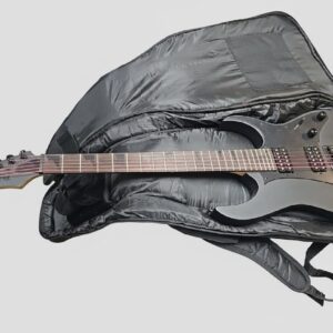 Ibanez Gio 7-Saiter E-Gitarre, Schwarze 7-saitige E-Gitarre der Ibanez Gio Serie inklusive Tasche. | Zustand: Gut