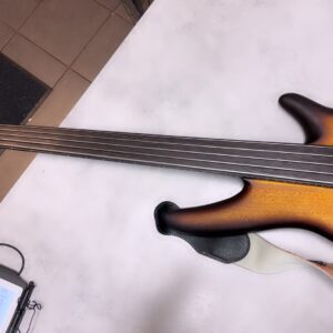 Ibanez SRF705 Fretless Bass, 5-Saiter, mit Tasche und Rechnung von Klangfarbe, Brown Burst Flat (vermutlich) | Zustand: Wie Neu