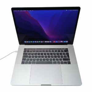 Apple MacBook Pro 15" 2017 A1707, i7, 16GB RAM, 1TB SSD, Intel HD 630, leichte Gebrauchsspuren | Zustand: Sehr Gut
