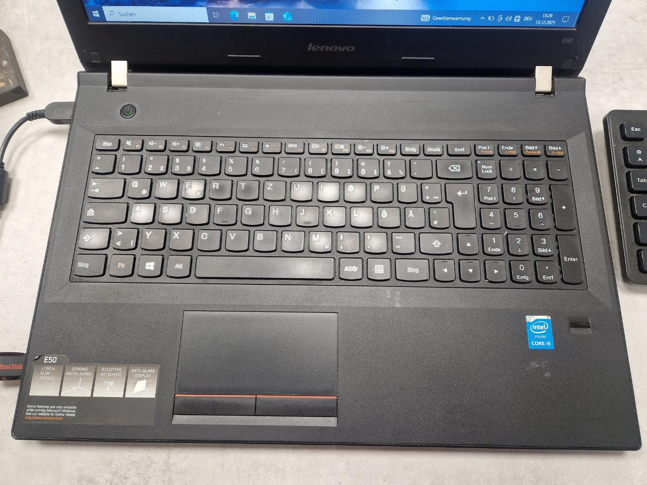 Lenovo E50, i5-5200U 8GB Ram DDR3 128gb SSD mit Ladegerät. | Zustand: Gut – Bild 2