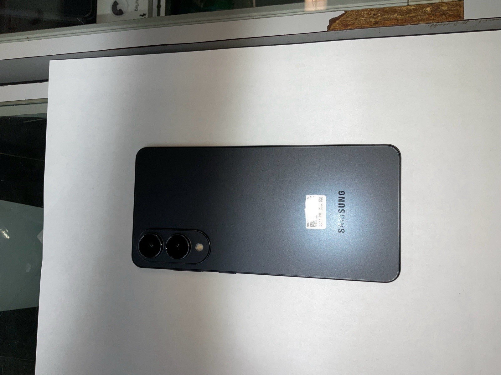 Samsung Galaxy S25 Edge 256GB, OVP | mit originaler Rechnung vom 17.06.2025 | SimLock: Frei | Zustand: Neu | Farbe: silber | Akku: 100% – Bild 2