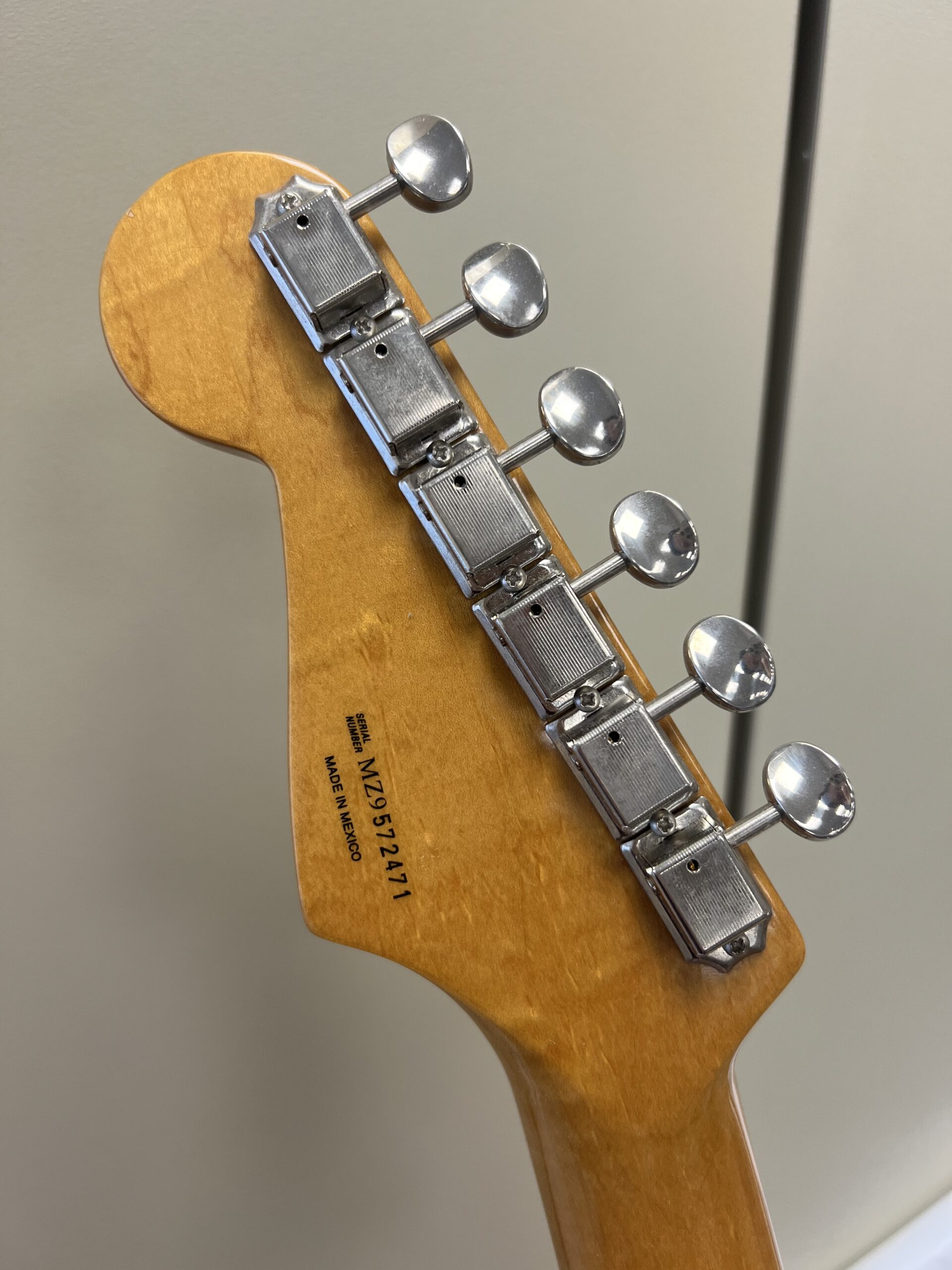 Fender Classic Series '60s Stratocaster, Made in Mexico (MIM), Baujahr 2010, 3-Color Sunburst, ohne Gigbag. | Zustand: Gut – Bild 3