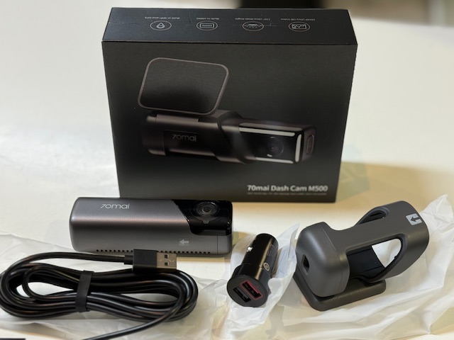 70mai Dash Cam M500 128gb , mit verpackung | ladekabel | Zustand: Wie Neu – Bild 2