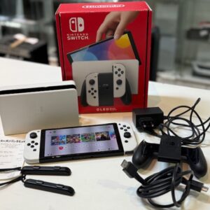 Nintendo Switch OLED, Mit Verpackung  |  Dockingstation  |  Ladegerät  |  HDMI  |  Rechnung von Mediamarkt  | Zustand: Sehr Gut | Farbe: weiss